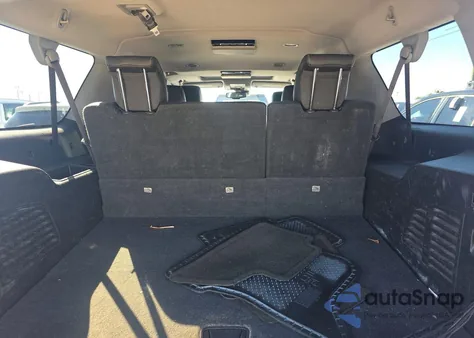 2016 Chevrolet Suburban K1500 Lt z USA, uszkodzony, nr VIN 1GNSKHKC0GR176746